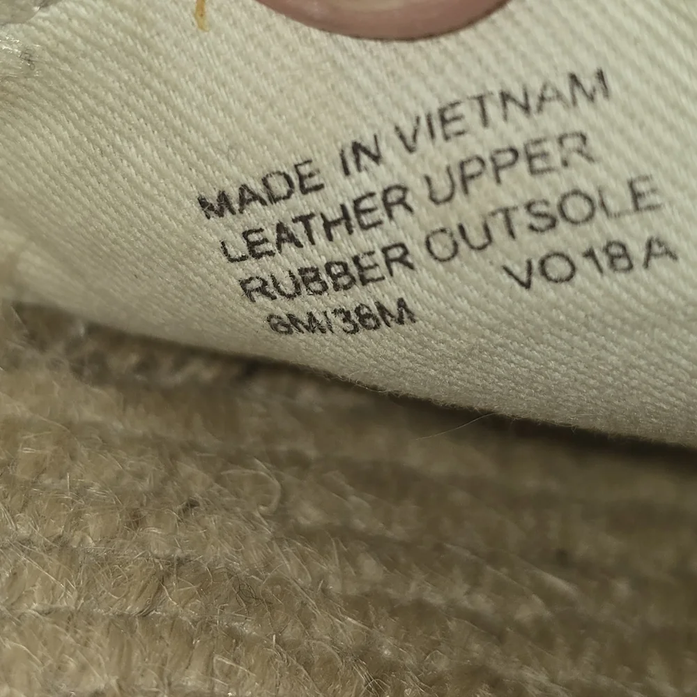 Michael Kors Kendrick Beige and Black Espadrilles size 6